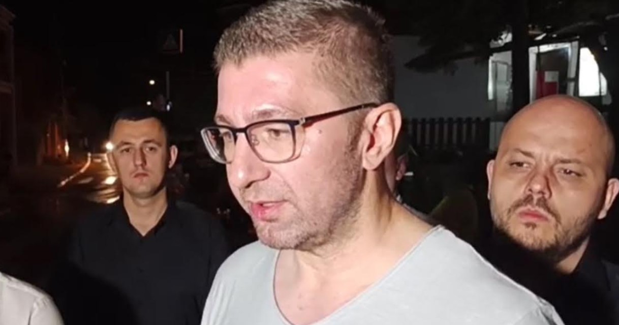 Мицкоски: Владата, Градот и ЈП комунална хигиена да ја остават политиката на страна и да бидат над ситуацијата, скопјани заслужуваат чист град, за тоа плаќаат