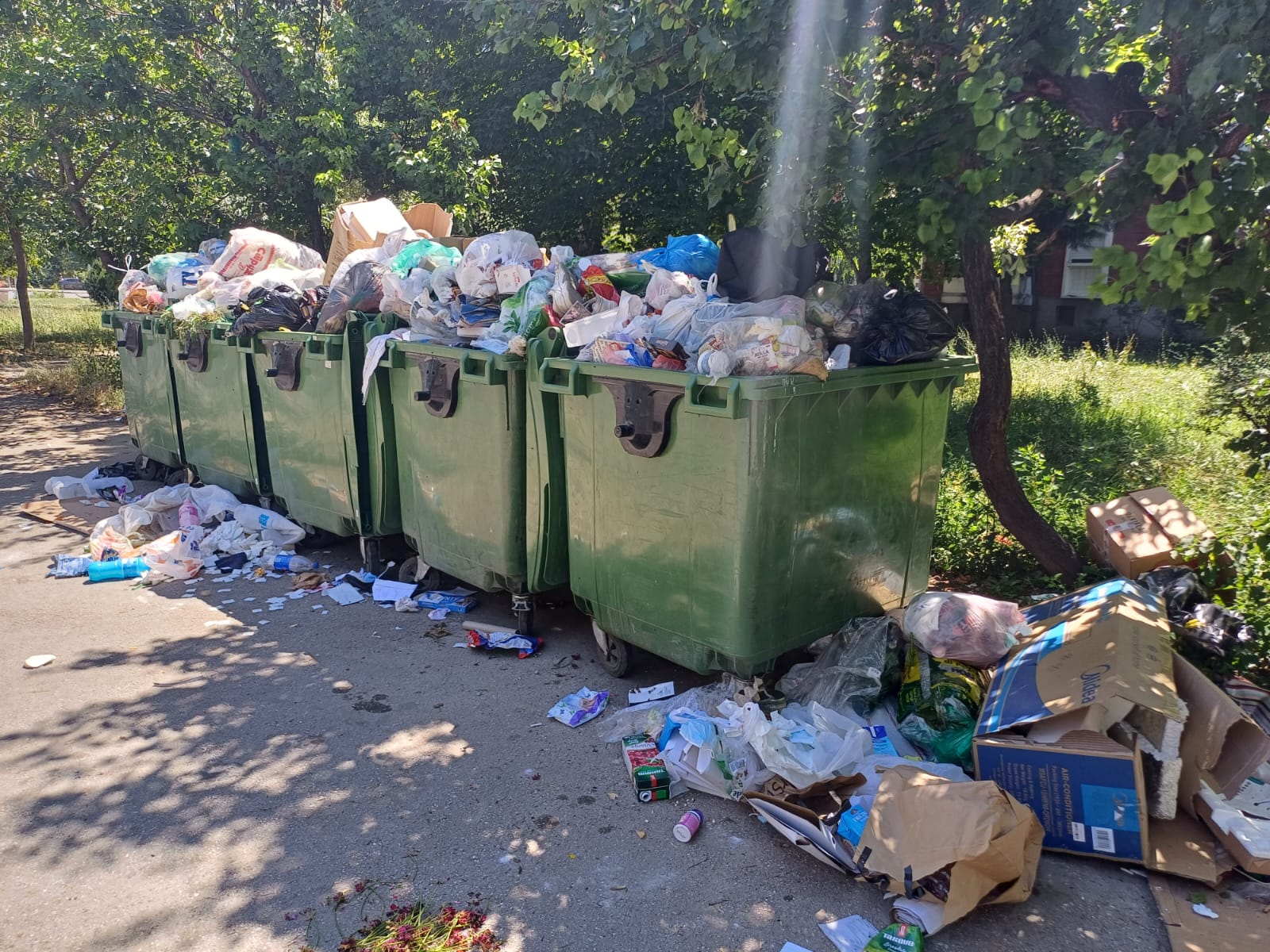 СДСМ: Неспособните градоначалници на ДПМНЕ во Скопје се соучесници во хаосот со ѓубрето