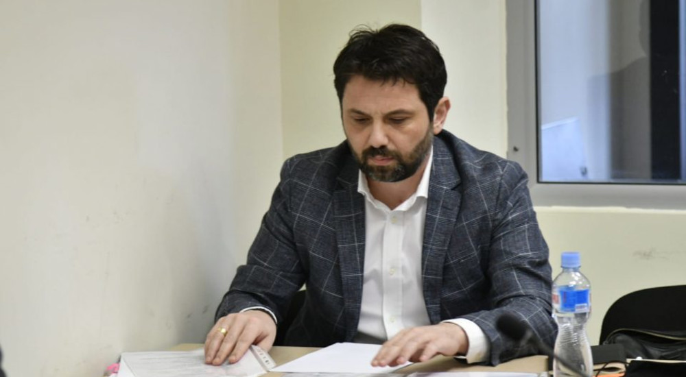 Миле Јанакиевски денеска влегува во затвор, бара притворите за разни предмети да му се спојат и пребијат од казната за „Титаник“