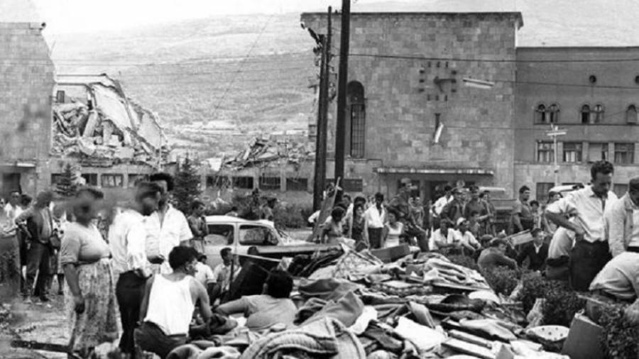 Потресни зборови на холандскиот пилот кој во 1963 летал над Скопје додека траел катастрофалниот земјотрес
