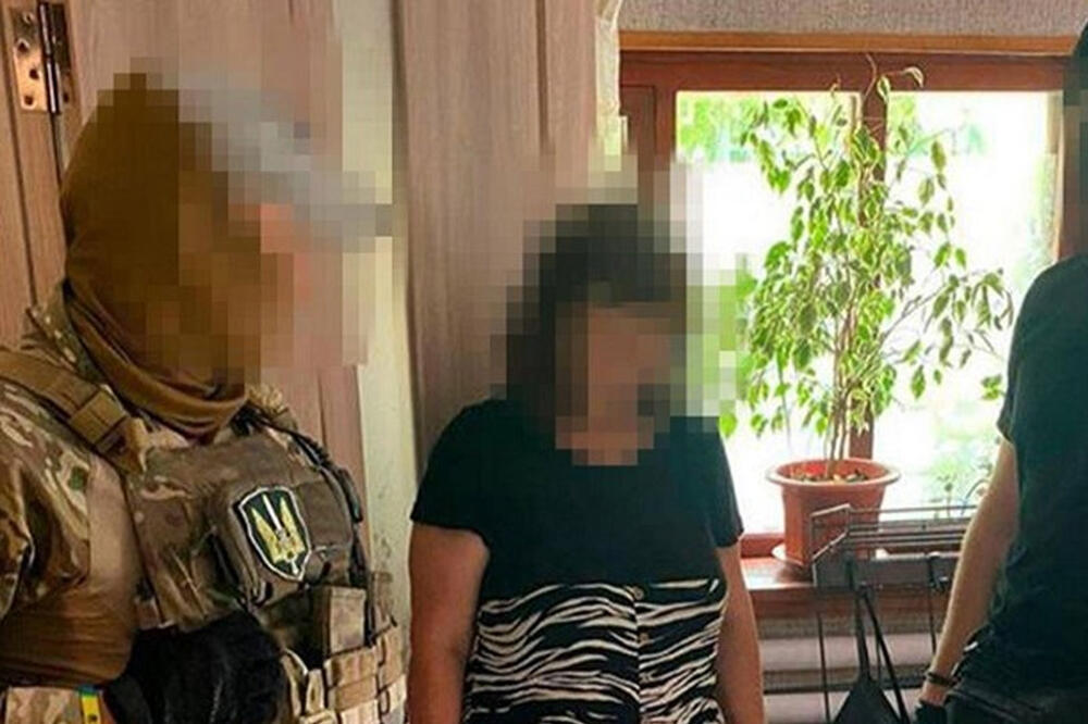ФОТО: Ова е жената која е осомничена за спремање на атентат врз Зеленски: Била фатена на дело…