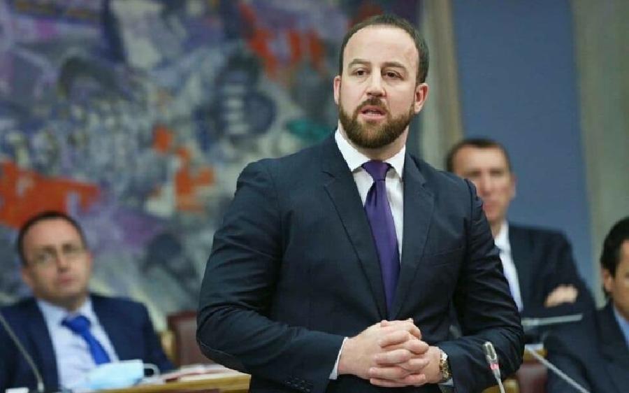 Николиќ: Вучевиќ поттикнува војна и го дестабилизира регионот