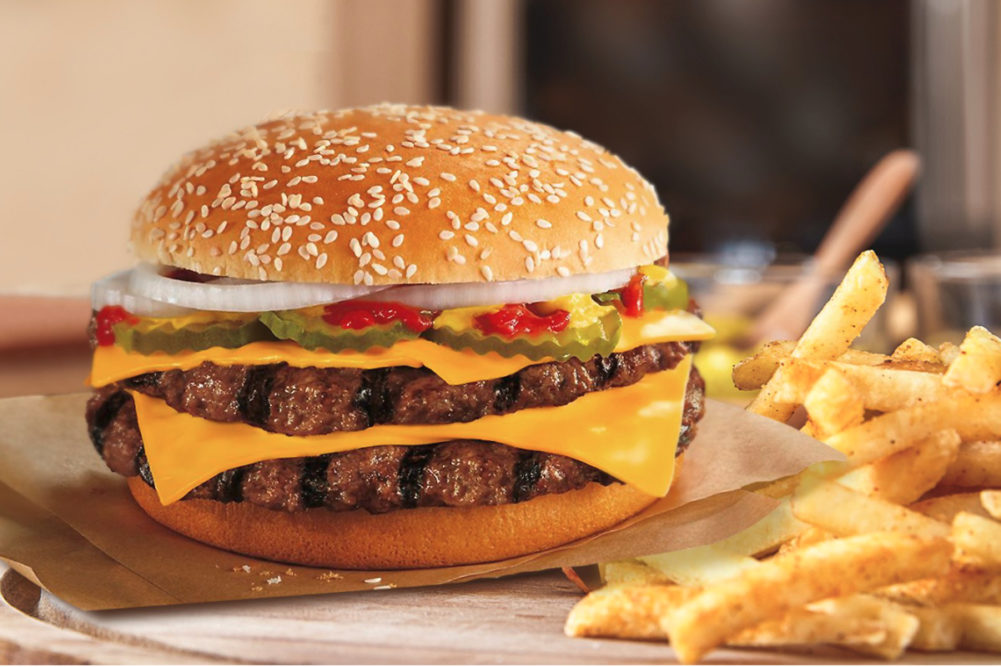 Burger King на суд: Клиентите тврдат дека им се премали хамбургерите