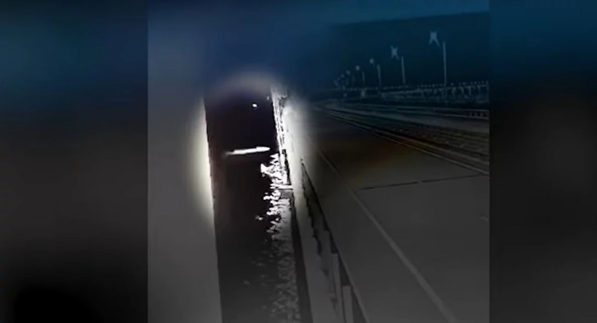 ВИДЕО За прв пат објавено видео од украинскиот напад на мостот на Крим