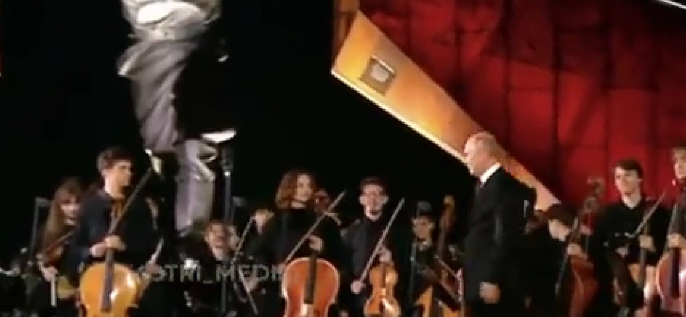 ВИДЕО: Шефот на Вагнер загина, а Путин се забавува на концерт!