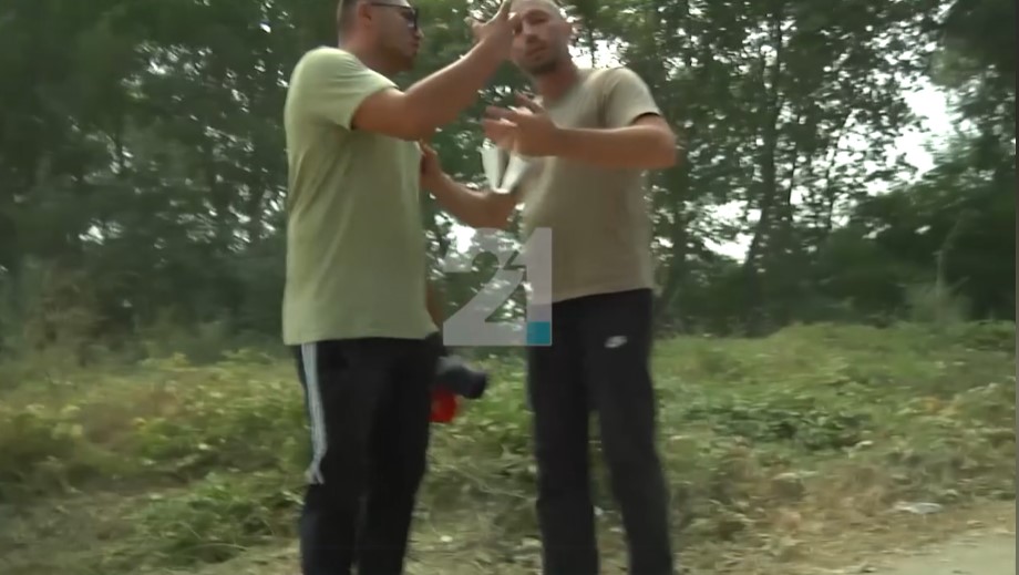 ВИДЕО: Сопственик на депонија во тетовско се заканува и ги навредува медиумските екипи, не им дозволува да снимаат!