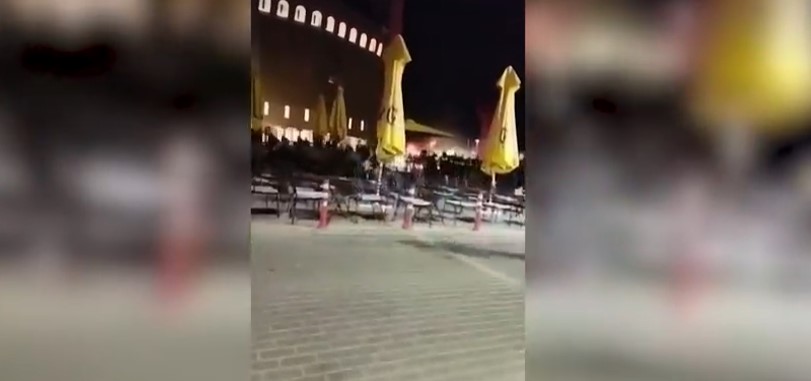 Прекрасен гест на АЕК: Родителите на убиениот навивач гостуваат на мечот против Динамо, заедно ќе го почестат