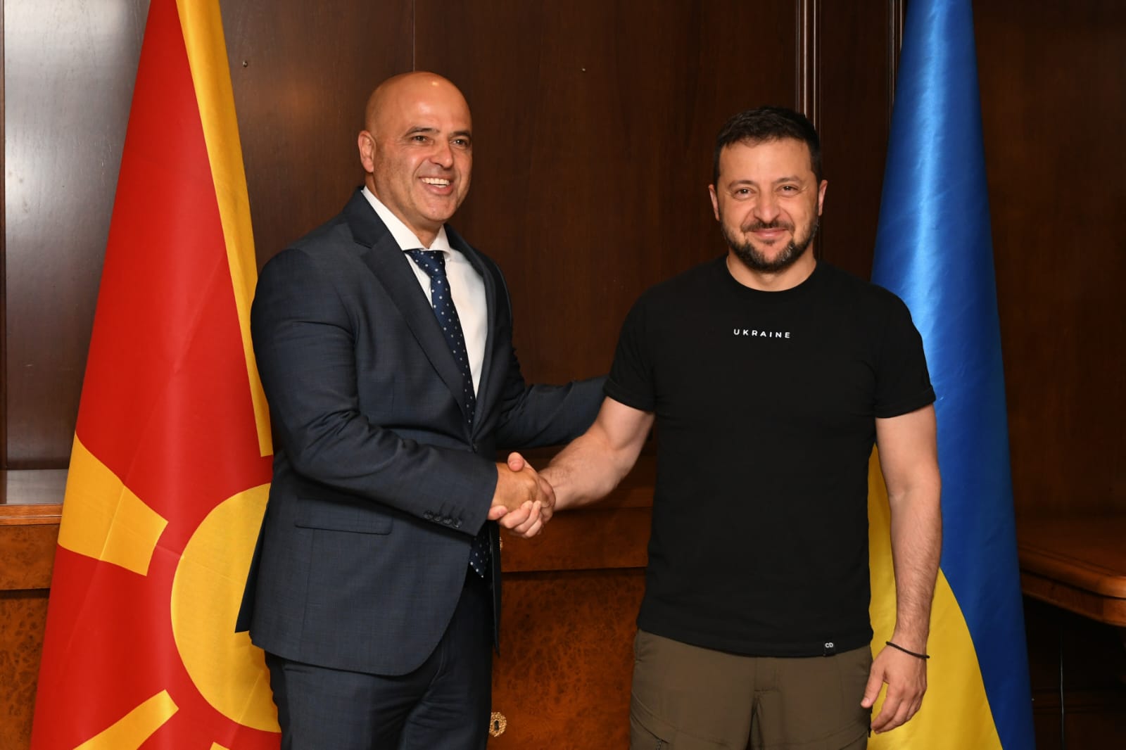 Ковачевски- Зеленски: Северна Македонија продолжува да ја помага Украина се додека е потребно
