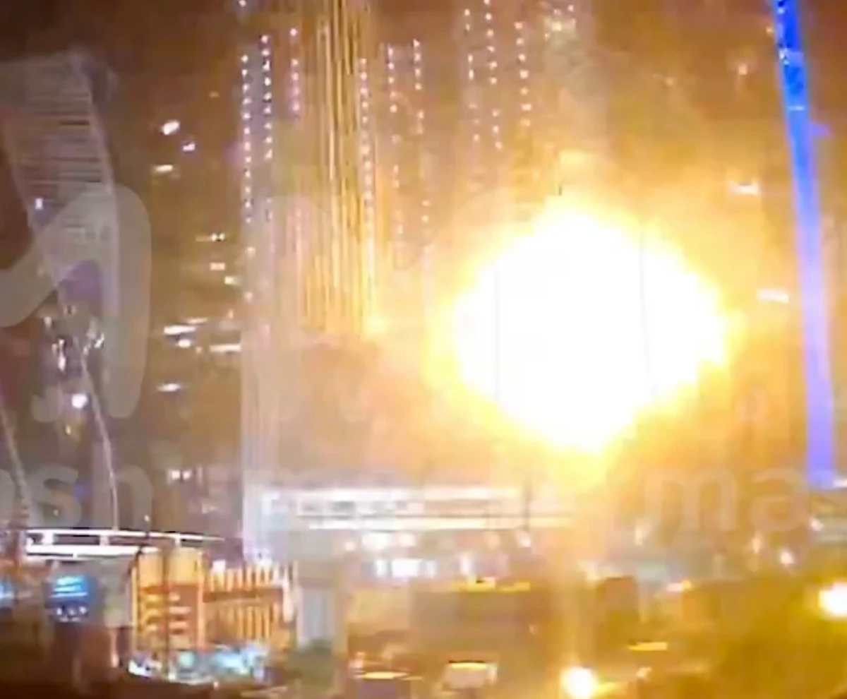 ВИДЕО ЕКСПЛОЗИИ ВО ЦЕНТАРОТ НА МОСКВА Украинците веќе шеста ноќ со дронови ја напаѓаат руската престолнина