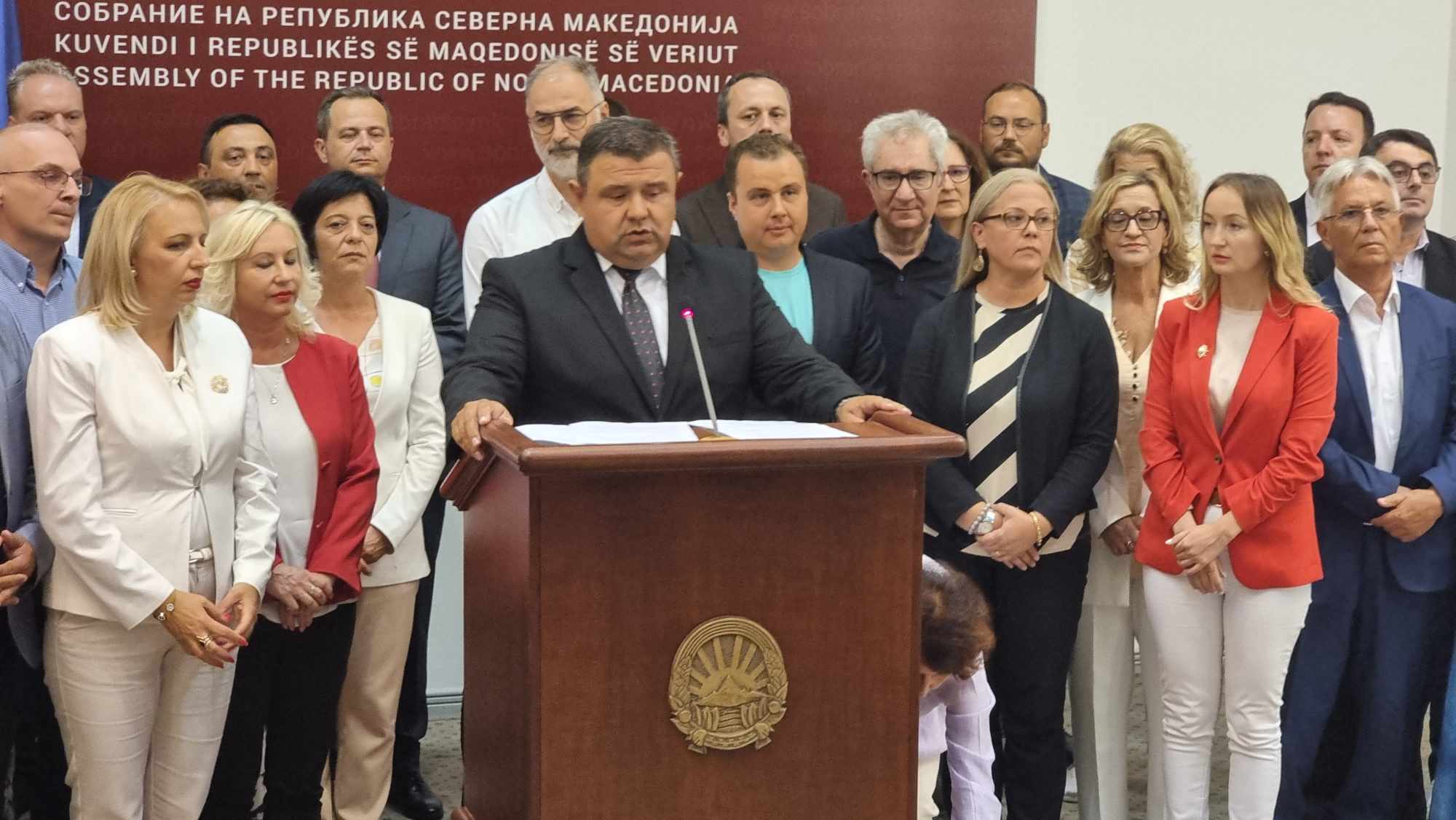 Мицевски: Уставни измени под диктат нема, предвремени парламентарни избори мора да има