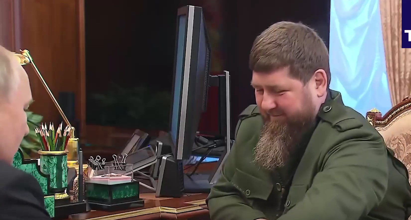Се шпекулираше дека Кадиров е тешко болен и во кома – денеска се сретна со Путин