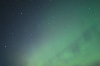 ВИДЕО: Прекрасни сцени од поларната светлина на небото над Русија