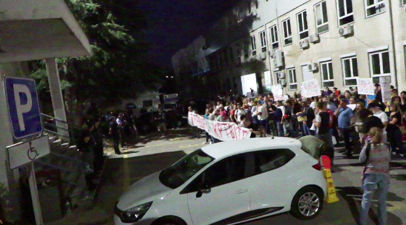 Можно е вештачење за „Онкологија“ да се врши во една од соседните земји, вели Јовески