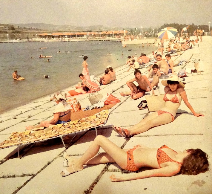 Дали знаете дека во Скопје имало и нудистички плажи?