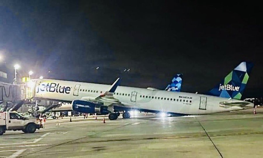 ВИДЕО A321 на JetBlue се преврте наназад, снимен е моментот