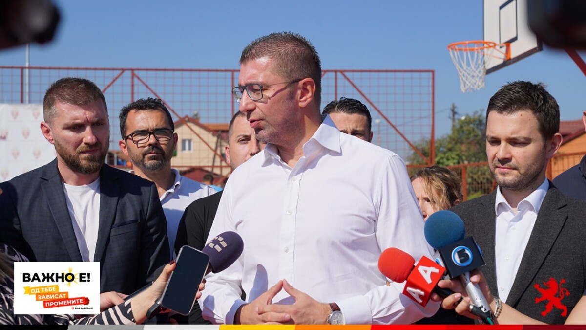 Мицкоски: Неспособната политика на ДУИ и СДС доведе до ситуација да се зголемува сиромаштијата и граѓаните да се борат како да го поминат месецот