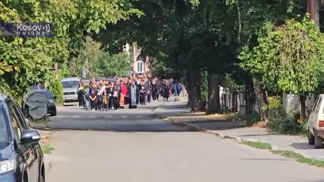 Закопани Србите кои загинаа во конфликтот кај манастирот Бањска