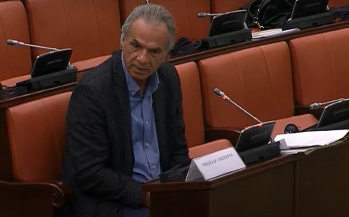 Се земало лекови на реверс, Васев вели дека целта била за да не се прекине терапијата на пациентите