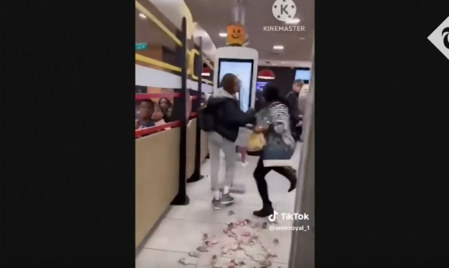 ВИДЕО Го уапсија човекот кој пушти глувци во Мекдоналдс во Англија