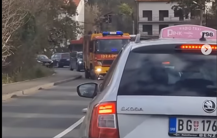ВИДЕО Голем пожар во Србија, има и загинати