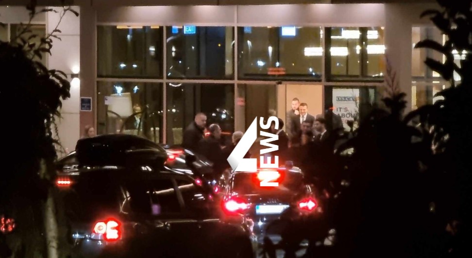 ВИДЕО Погледнете како Лавров беше пречекан во хотел во Скопје