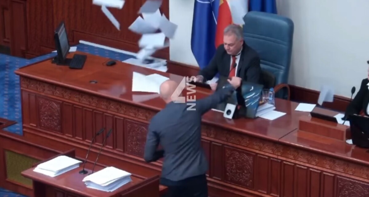 Крмов: Гласањето за Деловникот е генерална проба за Бугари во Уставот