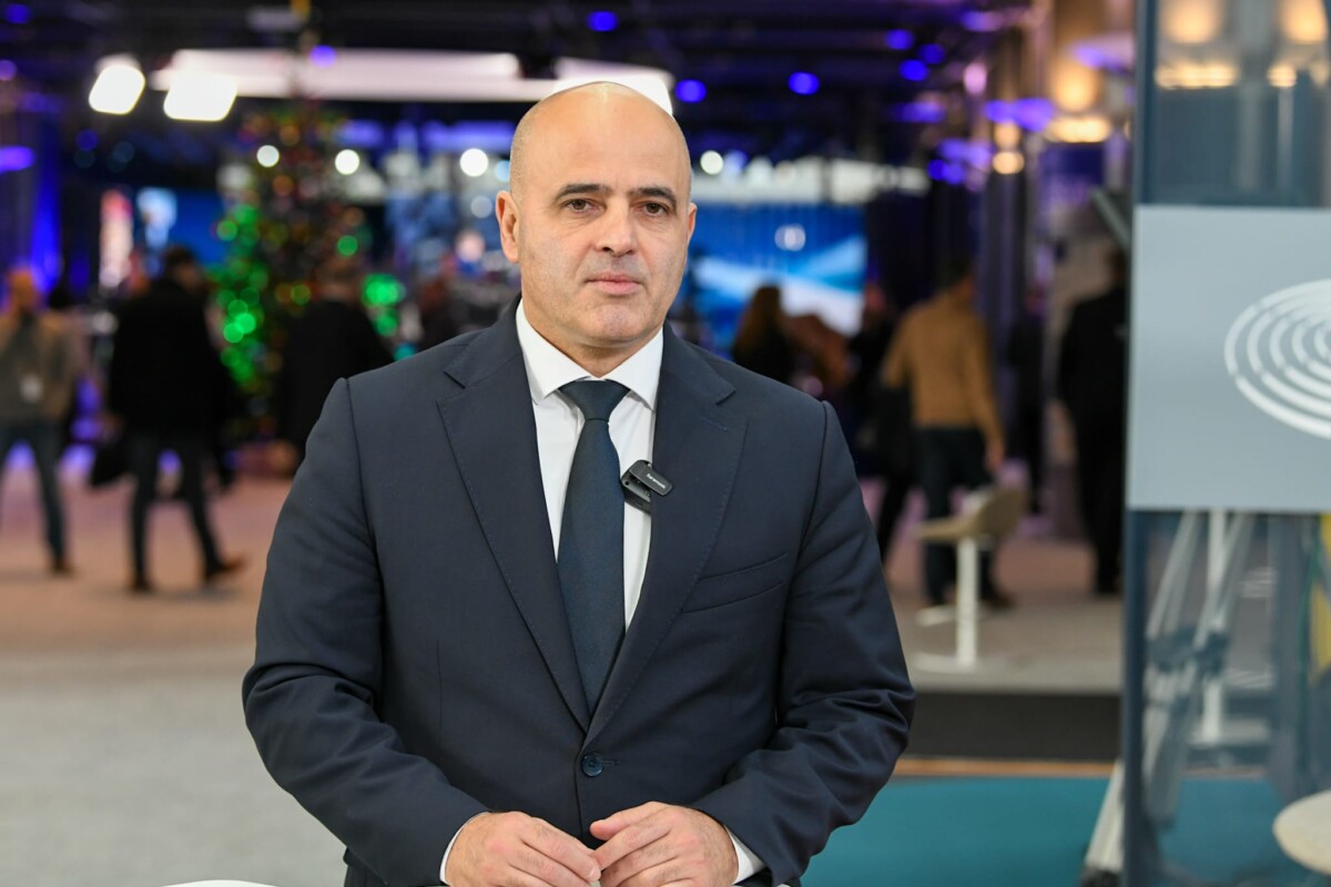 Ковачевски во Брисел: Европската Комисија препознава солидно усогласување на нашето законодавство со европското