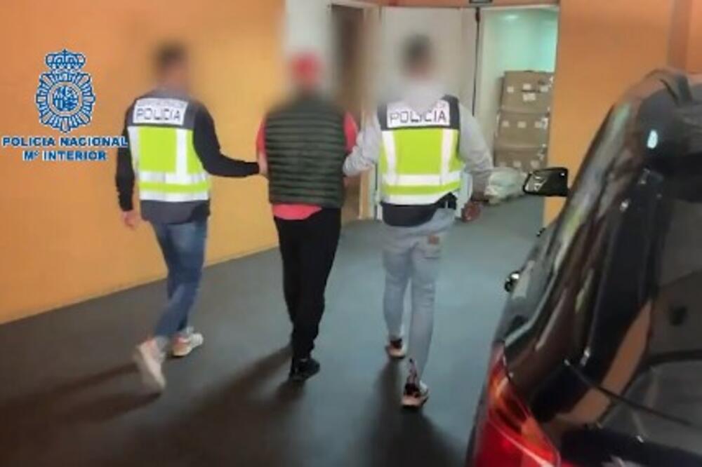 Водич на озогласената албанска банда уапсен по речиси 20 години бегство: Еден од најголемите криминалци во Европа конечно е ЗАД решетки!