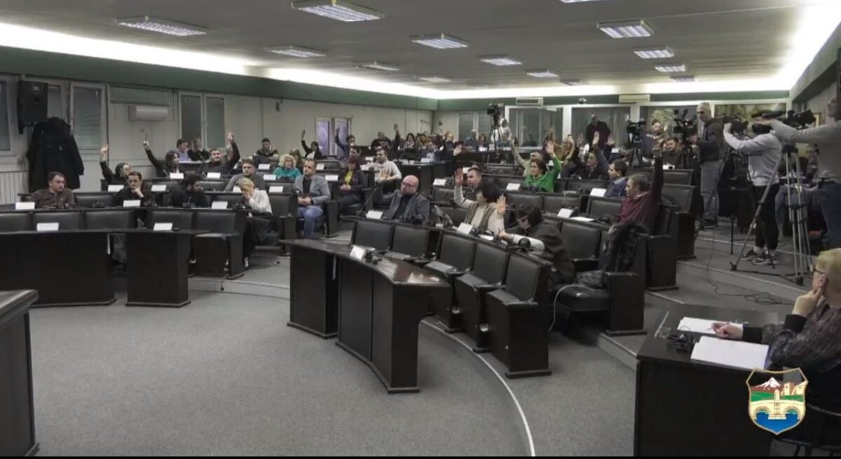 ВМРО-ДПМНЕ: ЈСП од Советот за две години доби субвенции од 1 250 000 000 денари, сега доби уште нови 700 милиони
