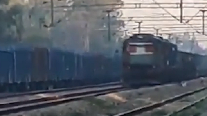 ВИДЕО Возот поминал 70 километри без машиновозач