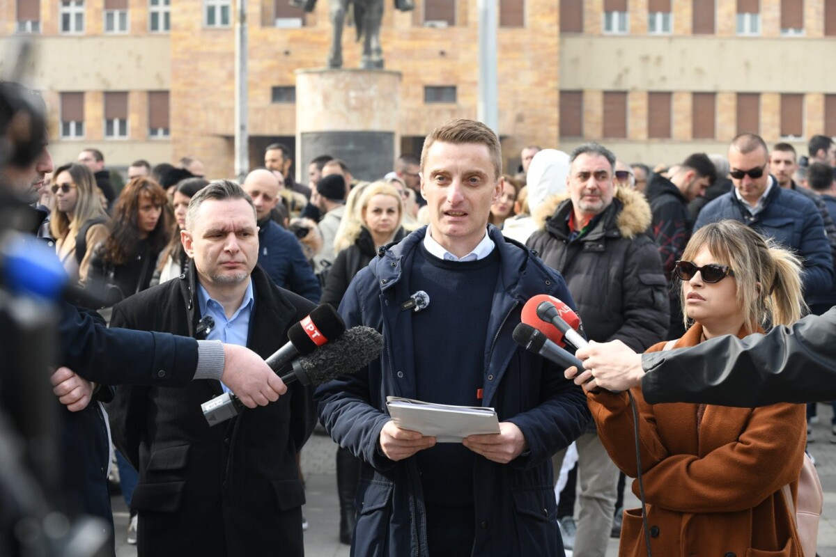 Пратениците со ЕУ знаме ќе го затворат најголемиот приватен работодавец, вели Стоименов од АПИС