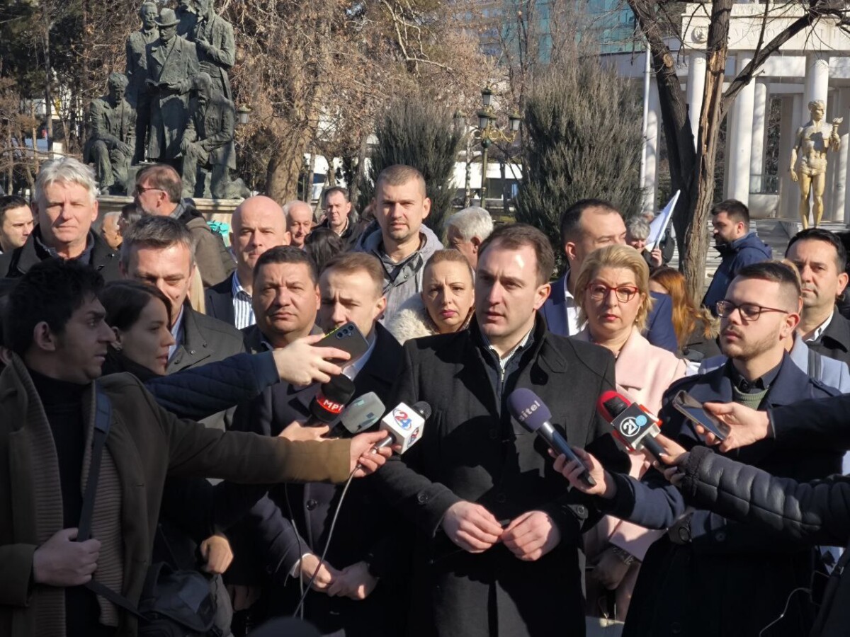 Андоновски од протестот на синдикатите: Реформата на јавната администрација да се води инклузивно