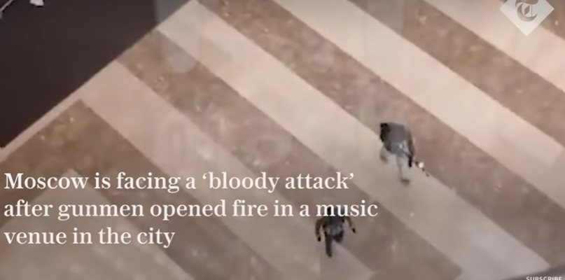 ВИДЕО Погледнете го моментот кога напаѓачите отворија оган во концертната сала во Москва