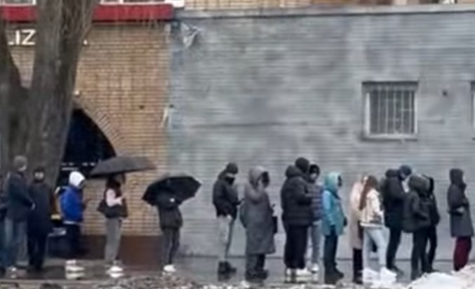 Руската репрезентација и граѓаните на Москва даруваат крв за ранетите од масакрот!