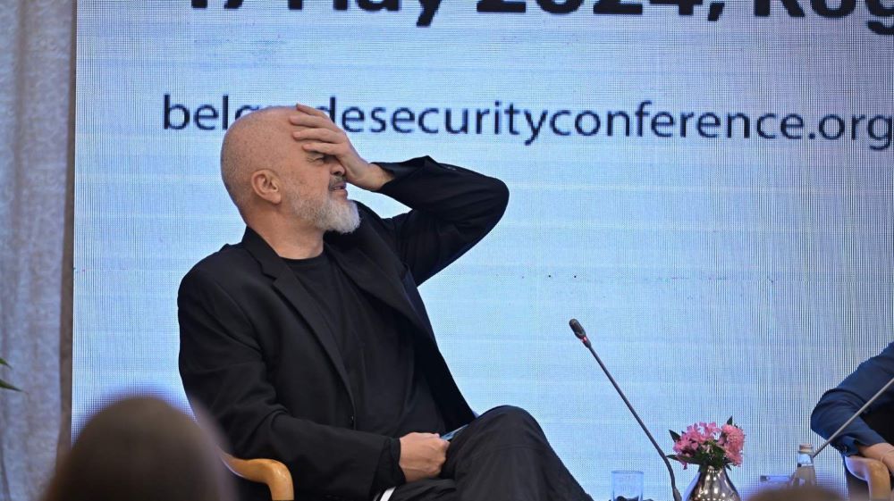 Рама вели дека поради „лудата бугарска блокада“ на Македонија паѓа поддршката за ЕУ