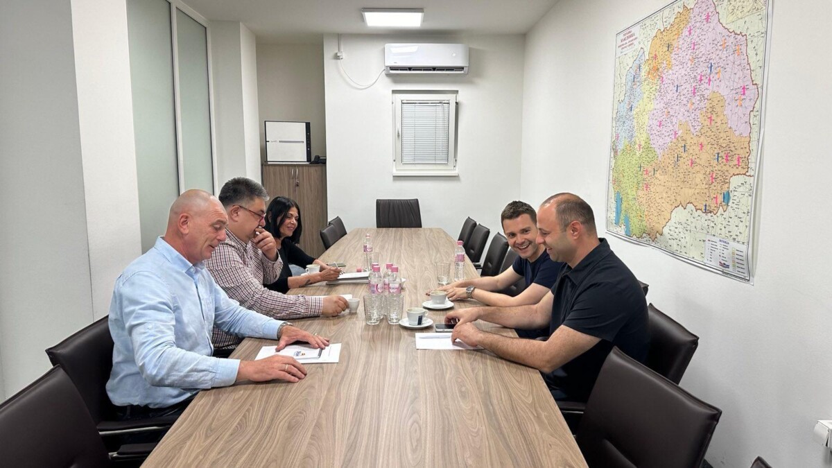 Средба за соработка помеѓу Движењето ЗНАМ – За наша Македонија и ВМРО-ДПМНЕ