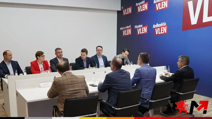 Вреди: Работните групи интензивно продолжуваат со преговорите, многу брзо како држава ке добиеме европски ориентирана влада