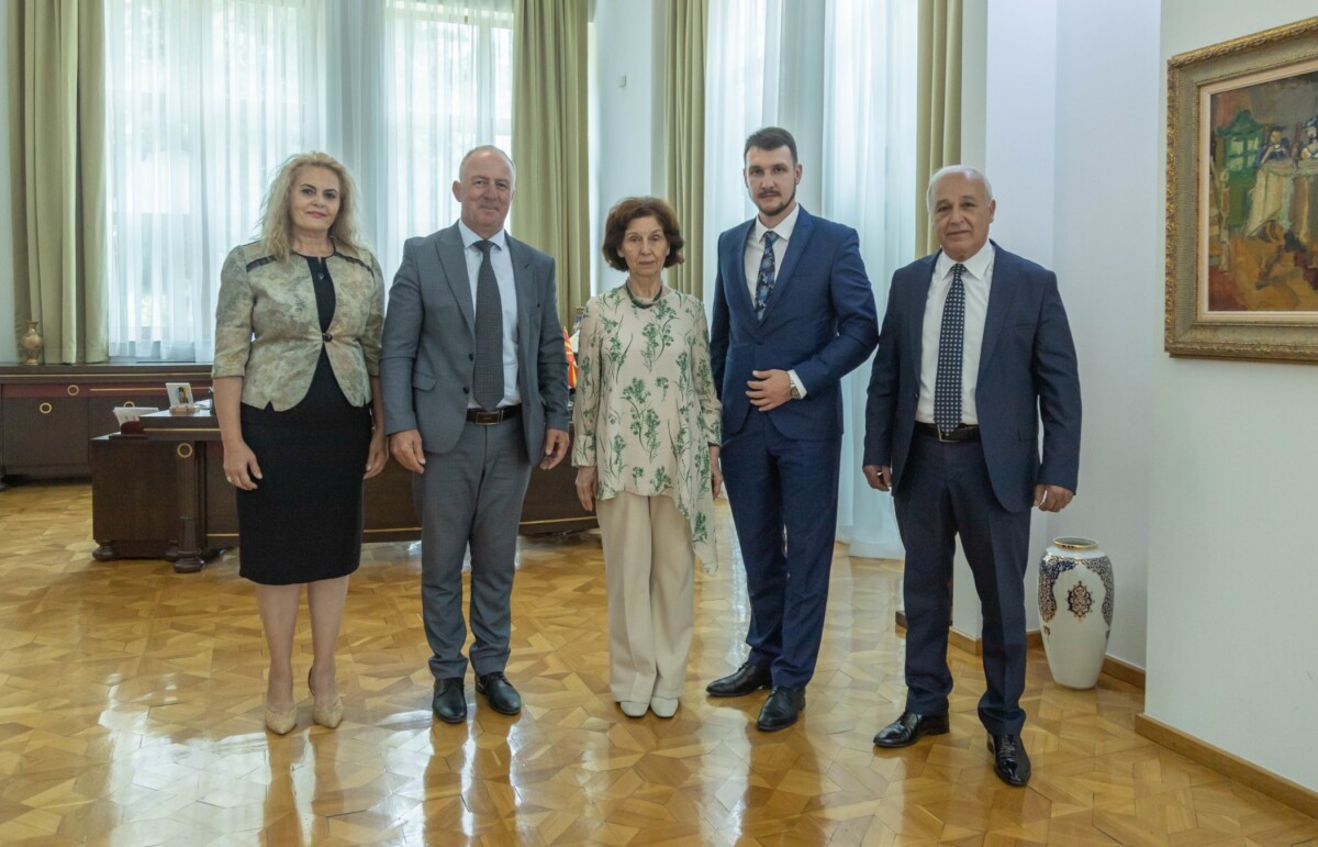 Сиљановска прими делегација на Сојузот на Здруженијата на Македонците и децата бегалци од Егејскиот дел на Македонија – МАКЕДОН