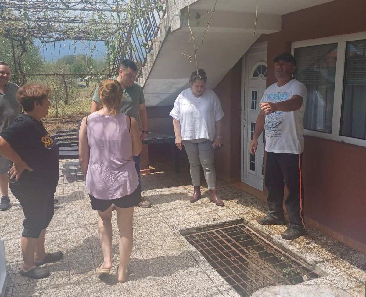 Петровска во Јегуновце посети семејства погодени од вчерашното невреме 