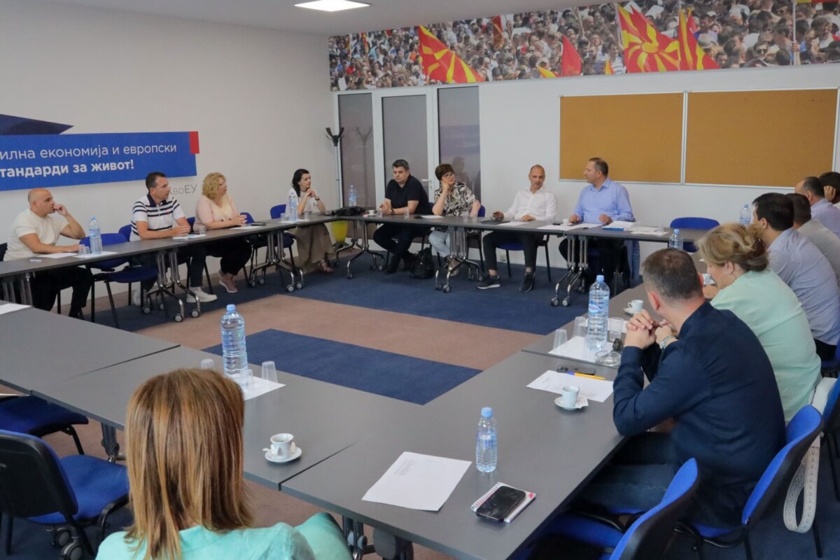 Филипче на прва координација: Пратениците на СДСМ ќе имаат редовни средби со граѓаните во канцелариите низ државата