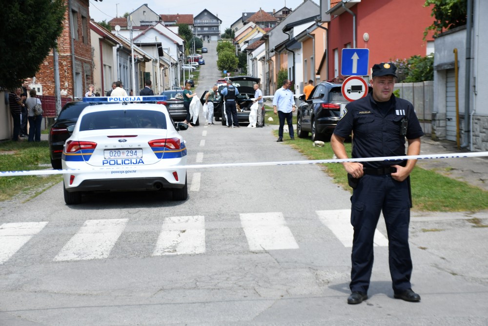 ХОРОР ВО ХРВАТСКА! Маж ја нападнал полицијата со секира и нож, починал откако бил совладан