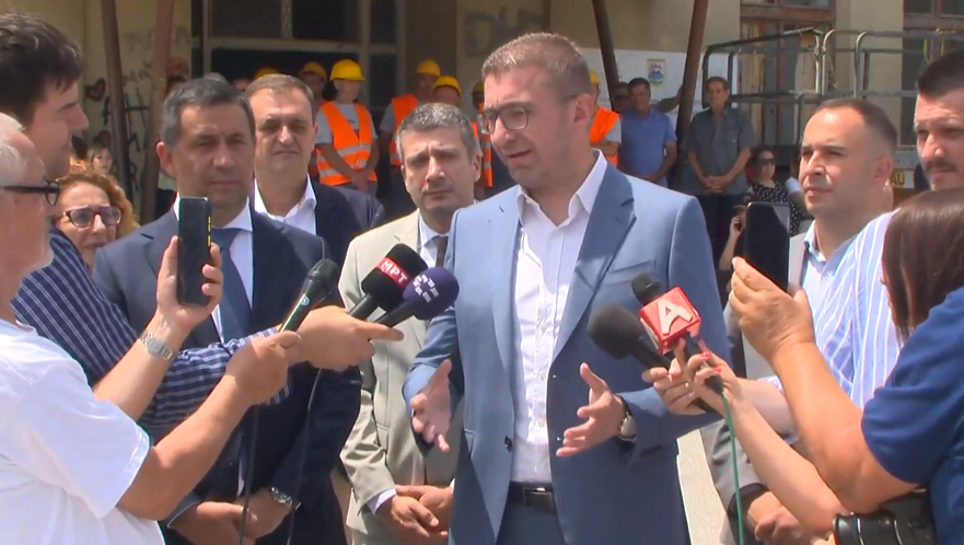 Мицкоски за пожарите низ државата: „Ќе продолжиме да се бориме“