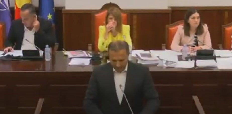 Спасовски: СДСМ поднесе амандман за награда на пожарникарите, полицајците, војниците, за гасењето пожари