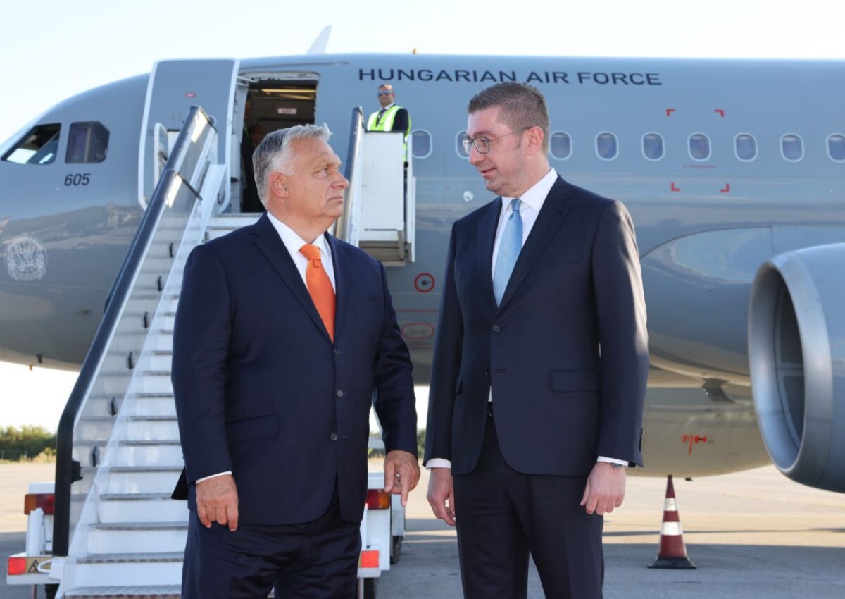 Мицкоски за посетата на Орбан: Горди на можноста да ја зајакнеме соработката помеѓу нашите две земји