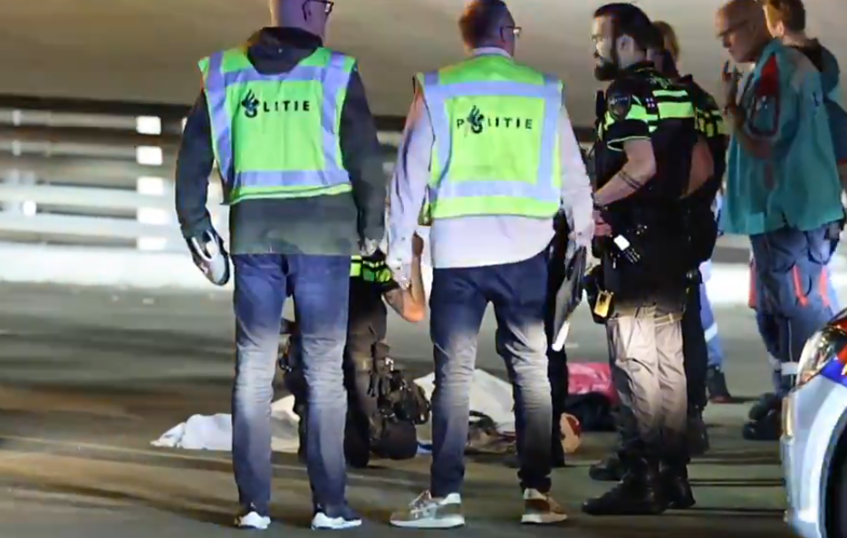 ВИДЕО: Напад со нож во холандски Ротердам, убиено едно лице
