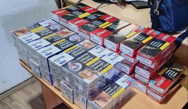 На Богородица спречен обид за криумчарење цигари, Македонец се обидел да внесе 72 штеки!
