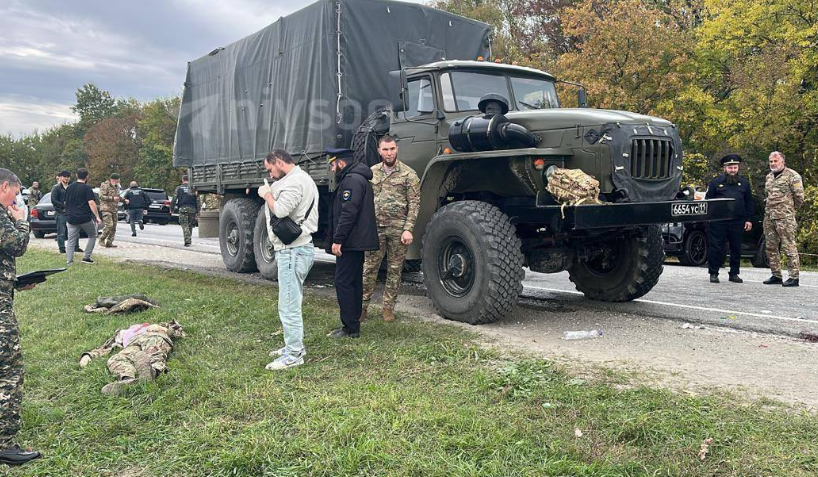 ВИДЕО: Напад на воен конвој во Чеченија: Еден загинат, еден ранет