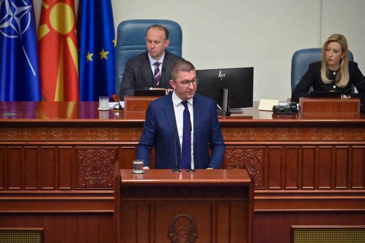 Мицкоски: Секој македонски граѓанин кој што гордо ќе ја претставува Македонија, од мене ќе биде поддржан!