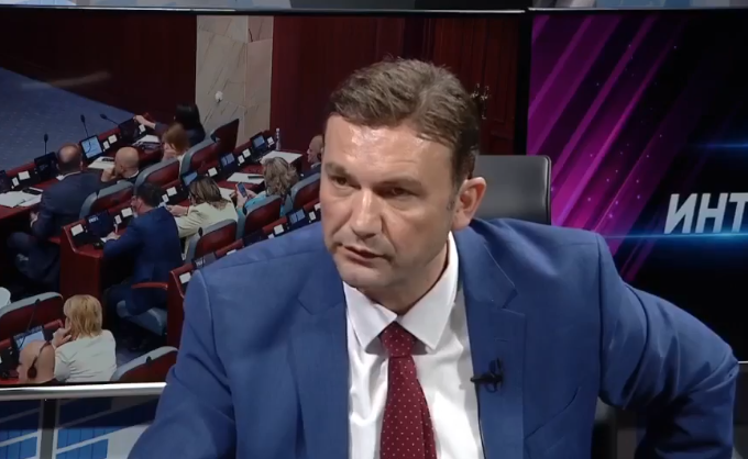 Османи: Владата е нелигитимна бидејќи го нема легитимитетот на албанскиот народ