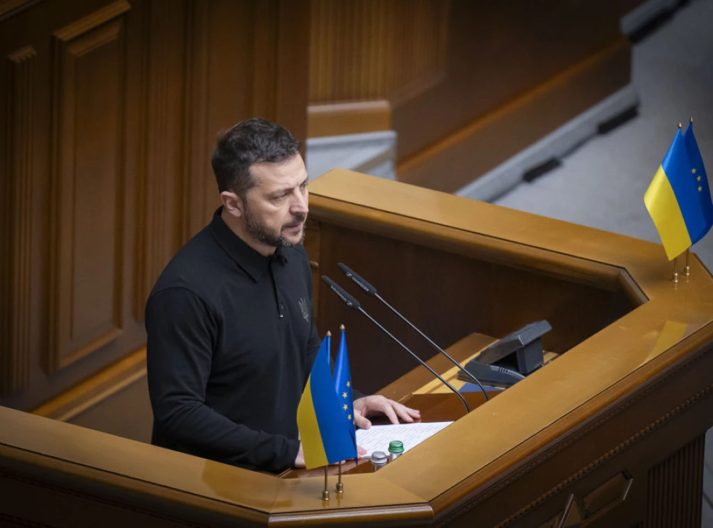 Солц тврди во Киев дека Русија нема да ги диктира условите, Зеленски бара оружје и посилно вклучување на Западот